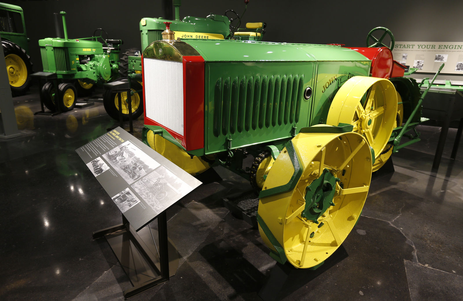 120114mp-John-Deere-tractor-museum-4